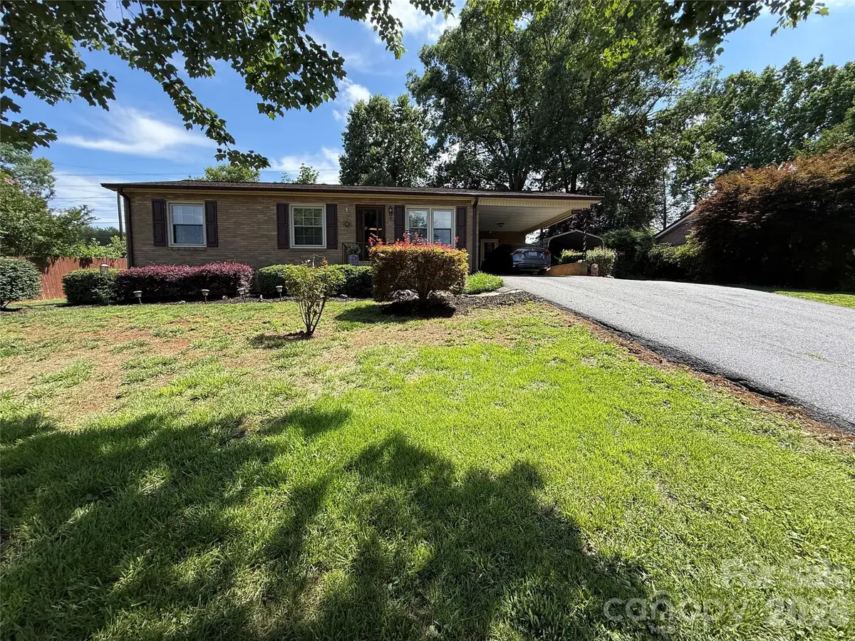 9108 Wilson Heights Avenue, Hildebran, NC 28637 - #1