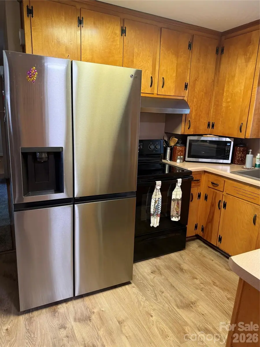 9108 Wilson Heights Avenue, Hildebran, NC 28637 - #3