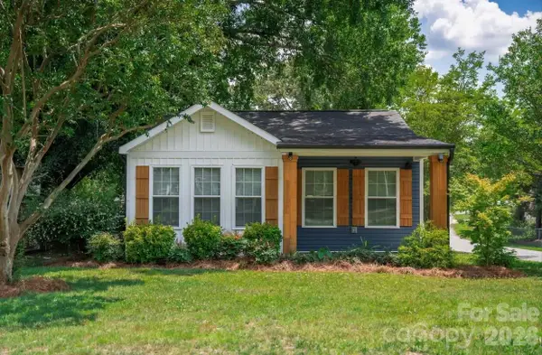 1215 W Fourth Avenue, Gastonia, NC 28052