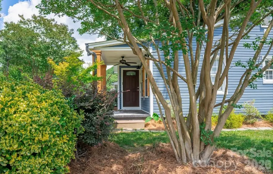 1215 W Fourth Avenue, Gastonia, NC 28052 - #2
