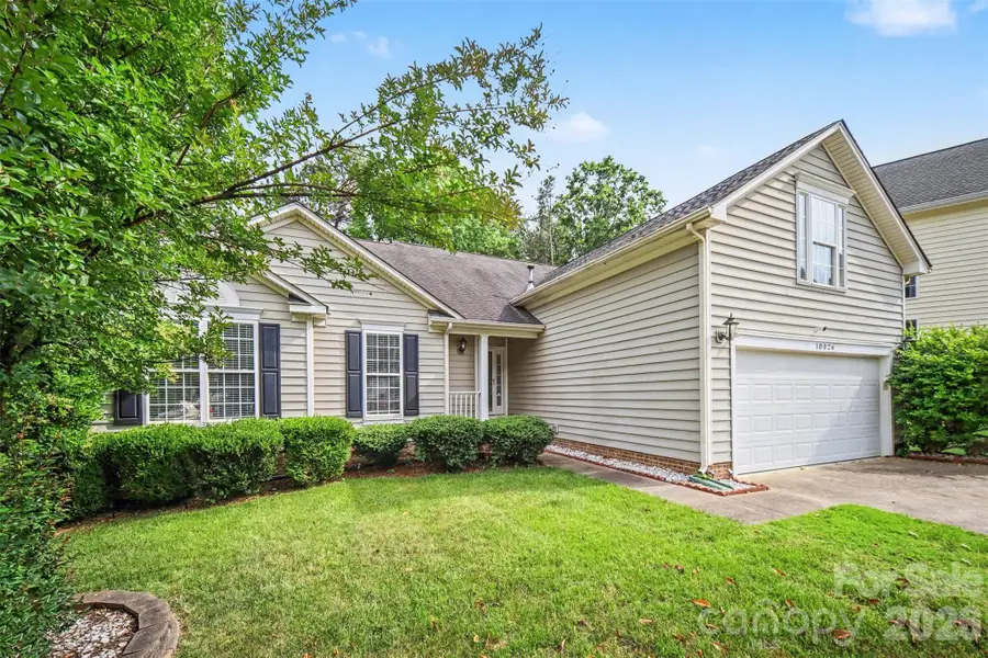 10026 Dauphine Drive, Charlotte, NC 28216 - #2