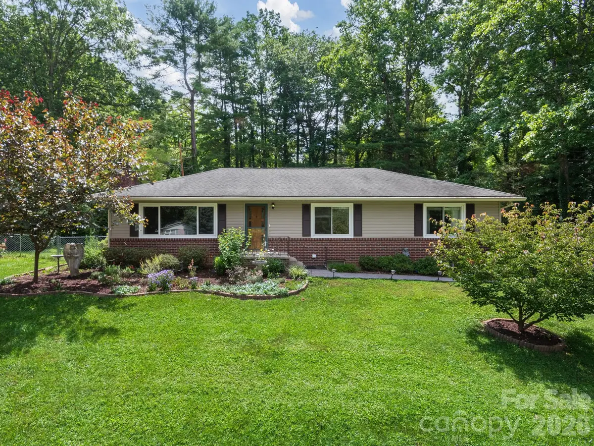 112 Lyndale Road, Hendersonville, NC 28739 - #1