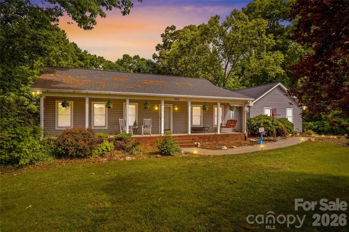 711 Spring Pointe Drive, Stony Point, NC 28678 - #1