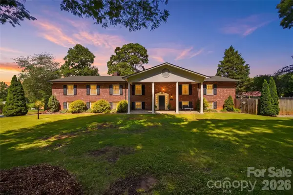 138 Whispering Pines Drive, Hudson, NC 28638