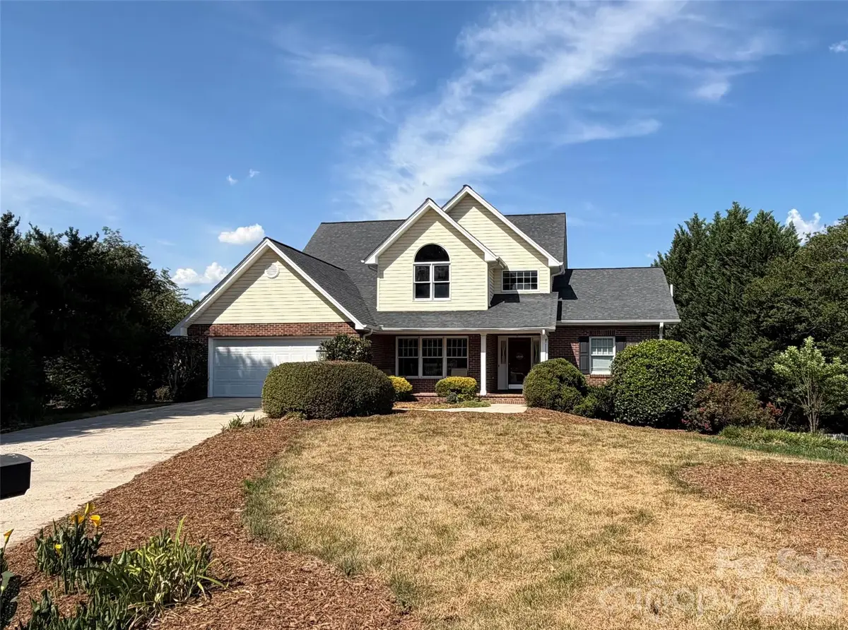 610 40th Avenue Lane Nw, Hickory, NC 28601 - #1