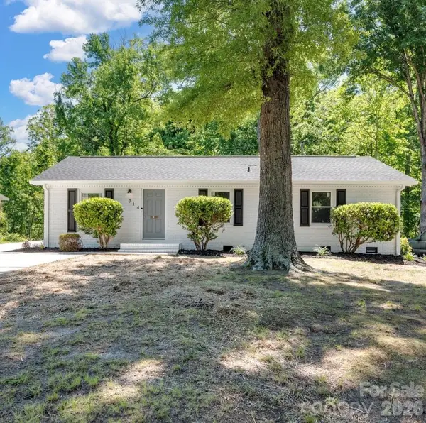 714 Bilmark Avenue, Charlotte, NC 28213