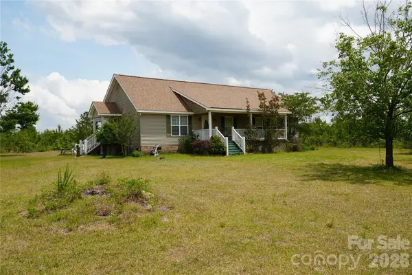 424 Press Walters Road, Hartsville, SC 29550