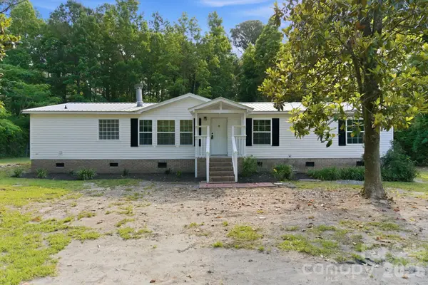481 Harrell Road, Burgaw, NC 28425