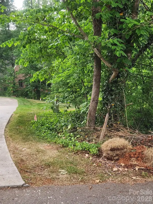 205 7th Street Place Ne, Conover, NC 28613