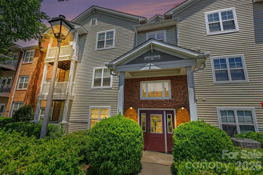 10616 Hill Point Court, Charlotte, NC 28262 - #2