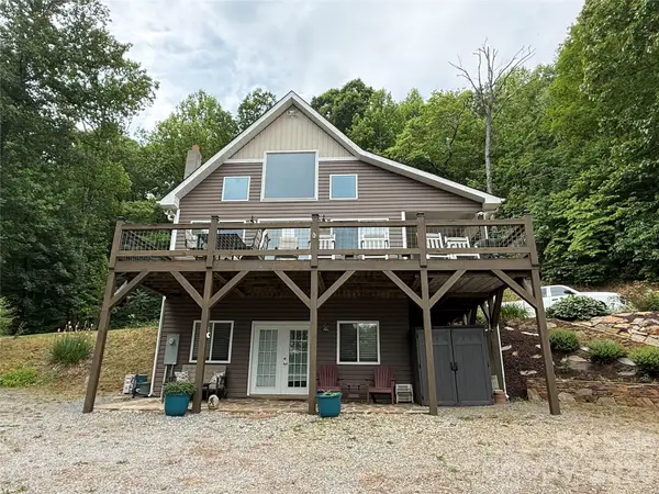 696 Hickory Nut Hollow, Old Fort, NC 28762