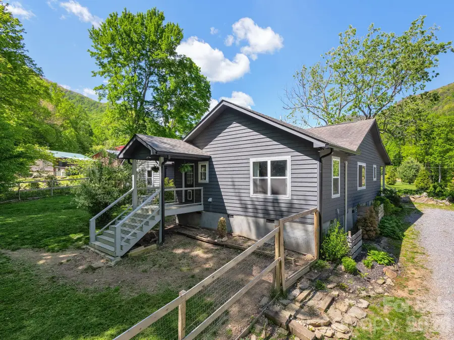 162 Johnson Branch Road, Maggie Valley, NC 28751 - #3