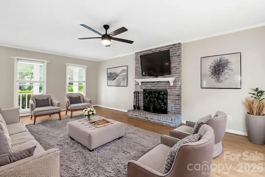 16 Trappers Run Drive, Asheville, NC 28805 - #3
