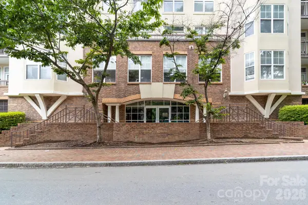 405 W 7th Street #302, Charlotte, NC 28202