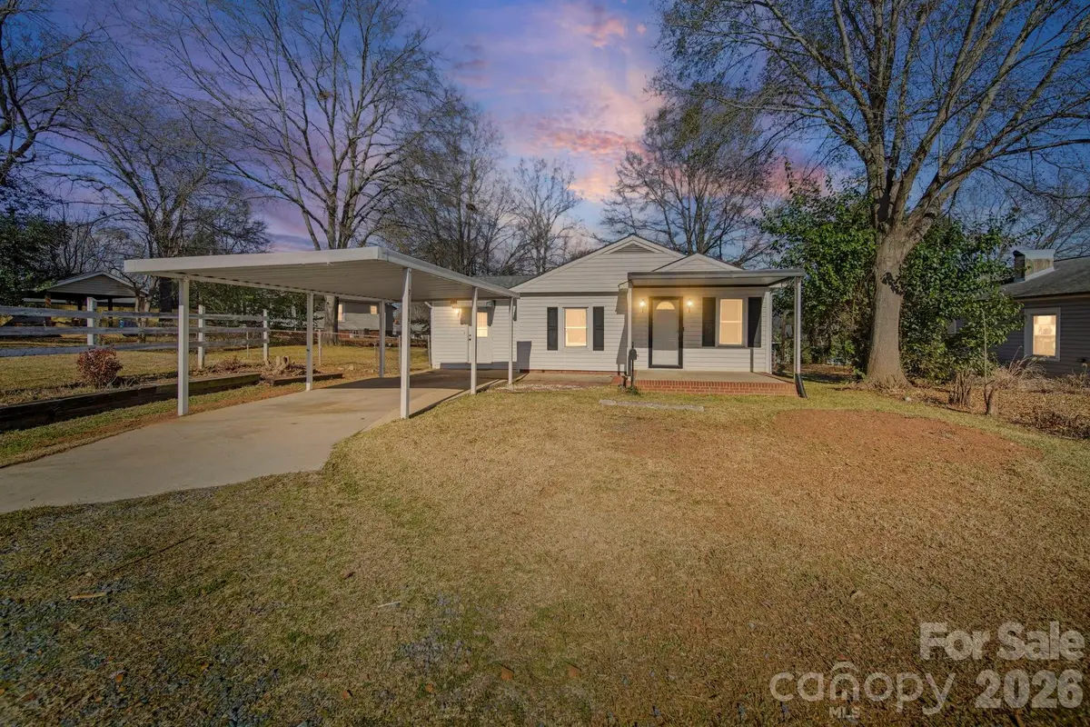 211 9th Street, Belmont, NC 28012 - #1