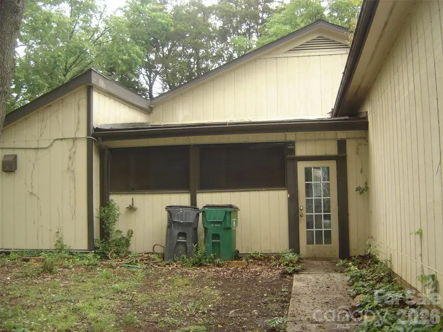 11832 Moonridge Drive, Charlotte, NC 28226 - #3
