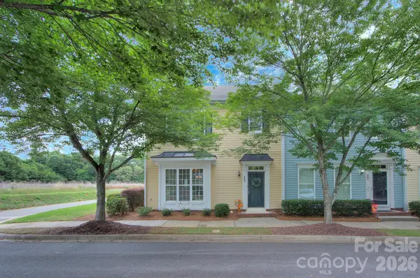 903 White Point Drive, Huntersville, NC 28078