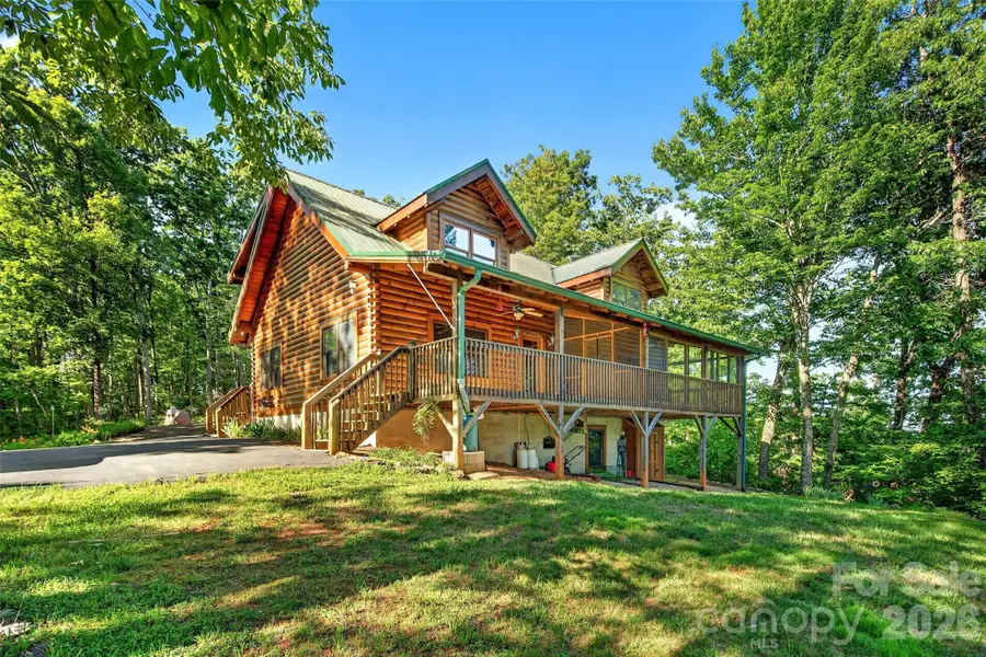 545 Mountain Crest Drive S, Marion, NC 28752 - #2