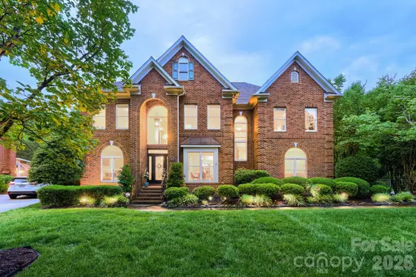 6605 Saunton Court, Charlotte, NC 28277