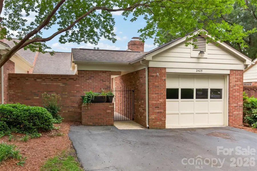 2405 Quail Lake Drive, Charlotte, NC 28210 - #2