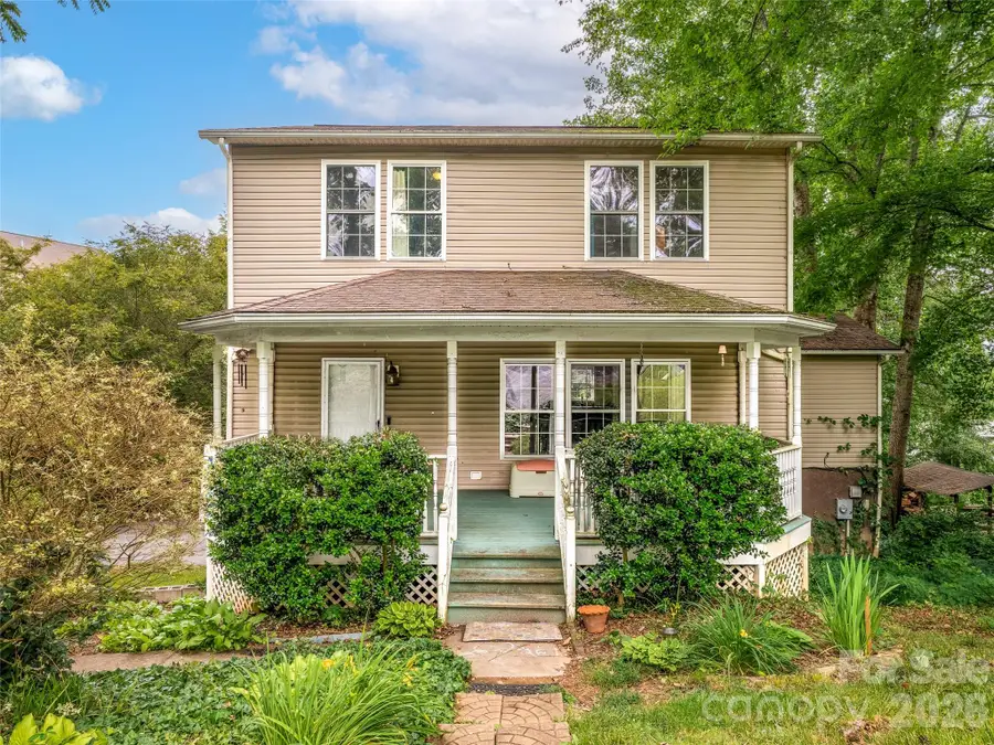 17 Captains Drive, Candler, NC 28715 - #2