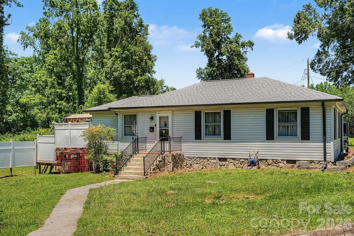 101 Charles Street, Cherryville, NC 28021 - #1