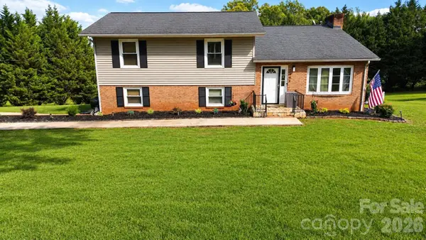 1984 Crestdale Lane, Newton, NC 28658