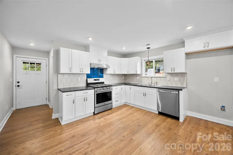 306 E Parker Street, Kings Mountain, NC 28086 - #3