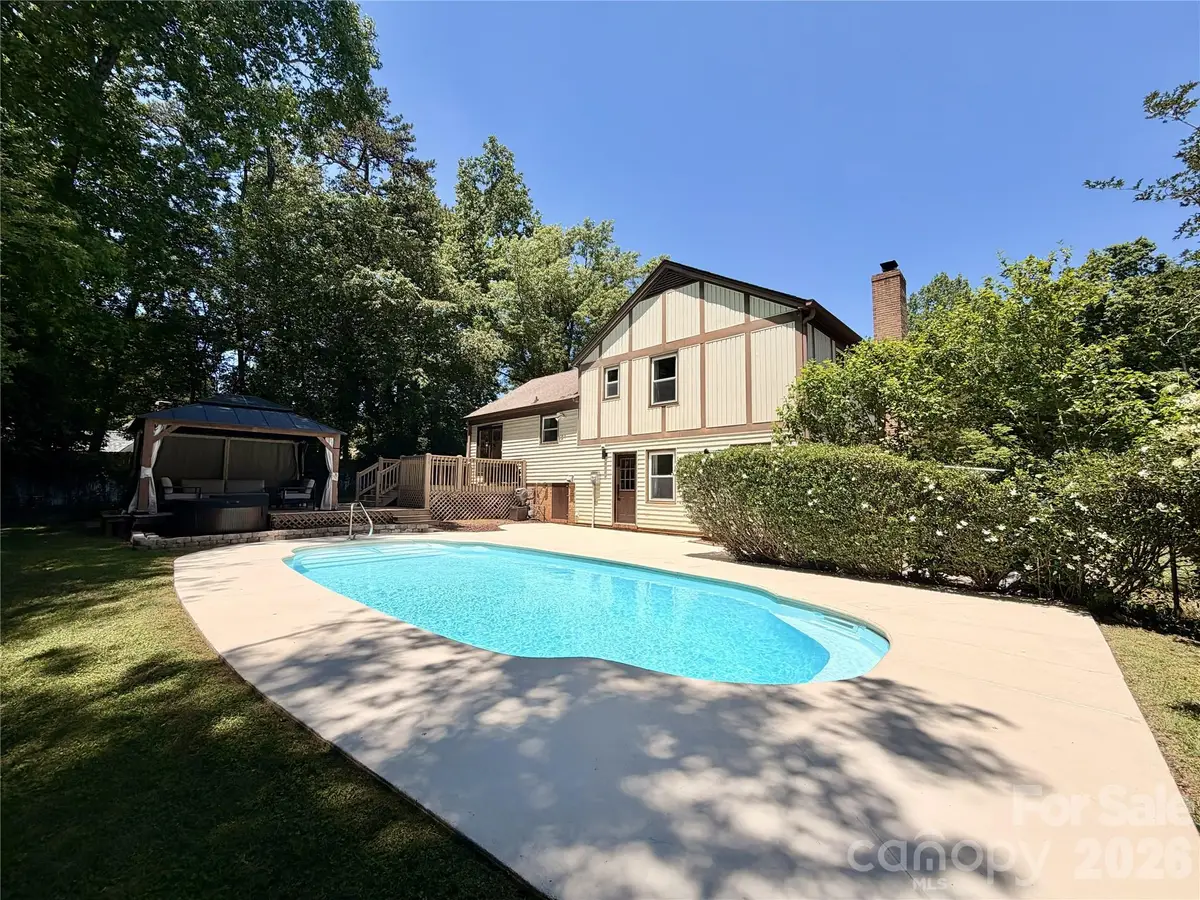 824 Riverwood Road, Charlotte, NC 28270 - #1