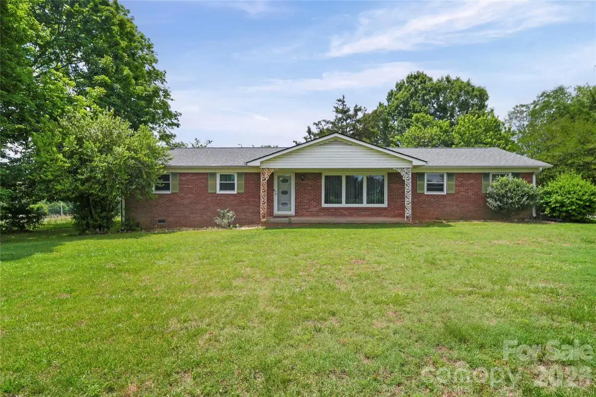 708 Mocksville Highway, Statesville, NC 28625 - #1