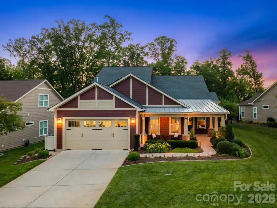 124 Chimney Rock Court, Denver, NC 28037 - #2