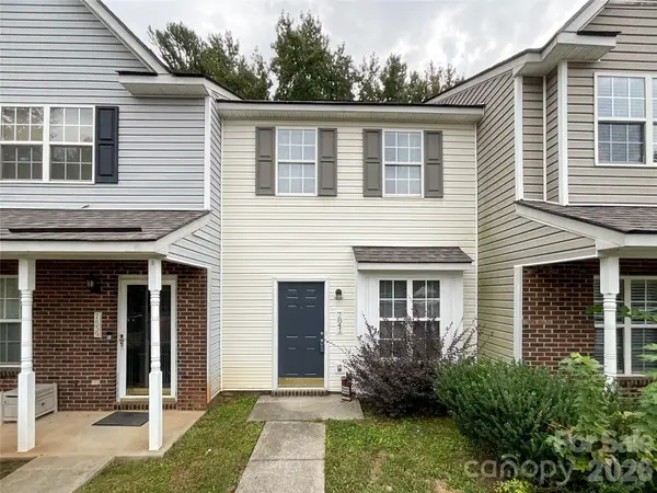 7841 Petrea Lane #3303, Charlotte, NC 28227