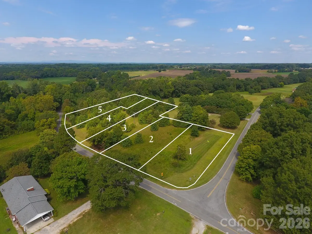 000 Putnam Lake Road, Kings Mountain, NC 28086 - #1