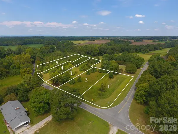 000 Putnam Lake Road, Kings Mountain, NC 28086