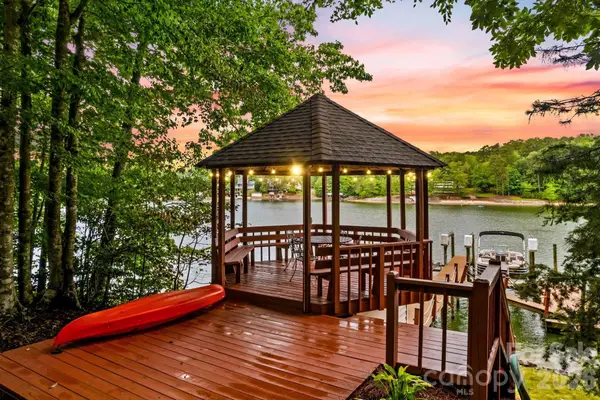 8460 Keven Circle, Sherrills Ford, NC 28673