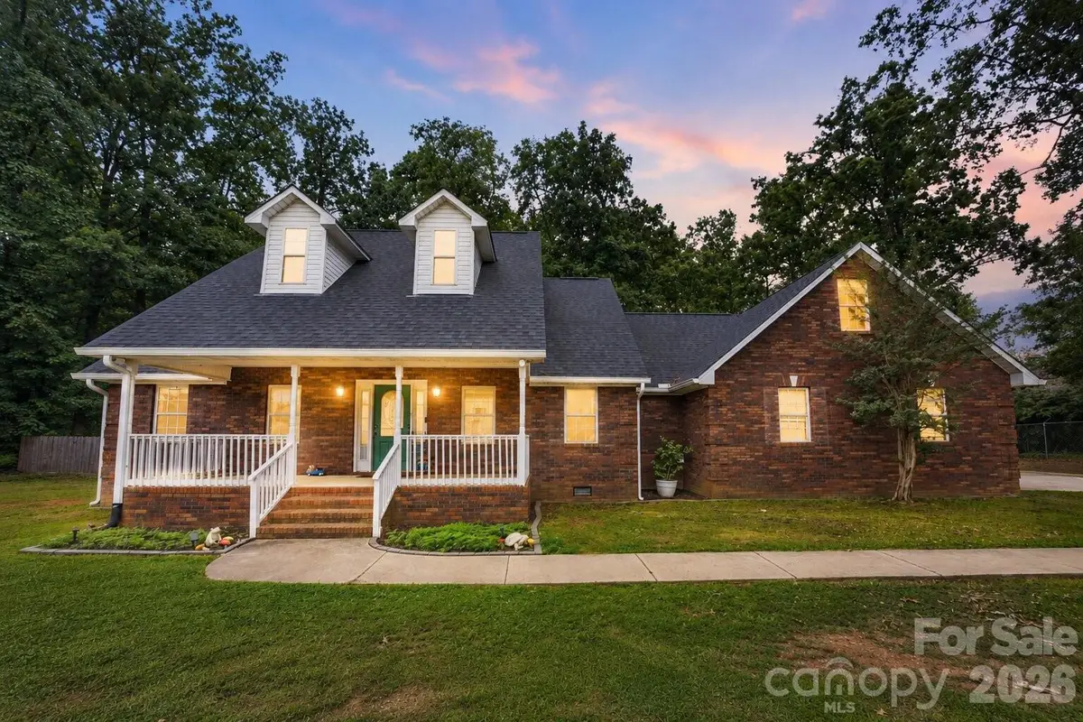 4403 Hubbard Road, Charlotte, NC 28269 - #1
