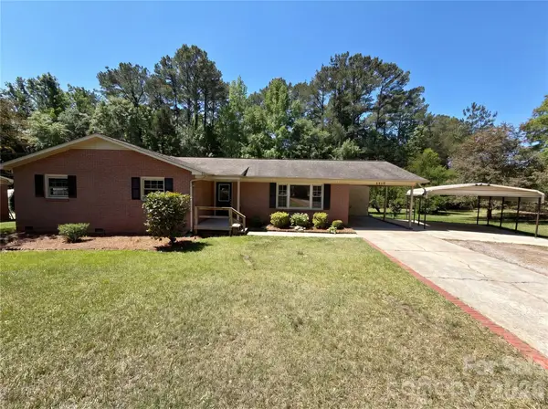 1415 Crestfield Drive, Lancaster, SC 29720