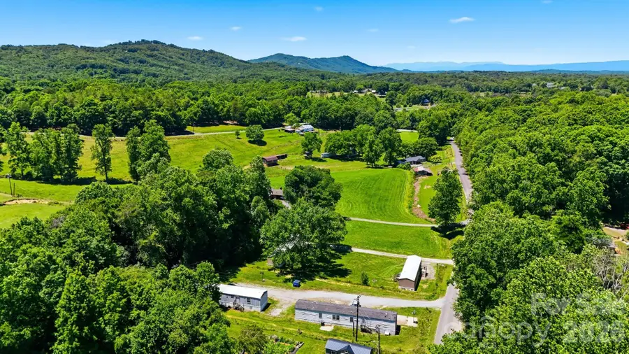 5929 Mourglea Avenue, Connelly Springs, NC 28612 - #3