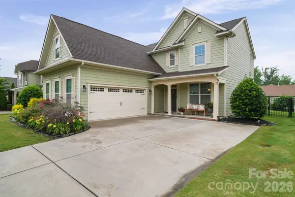 17516 Austins Creek Drive, Charlotte, NC 28278