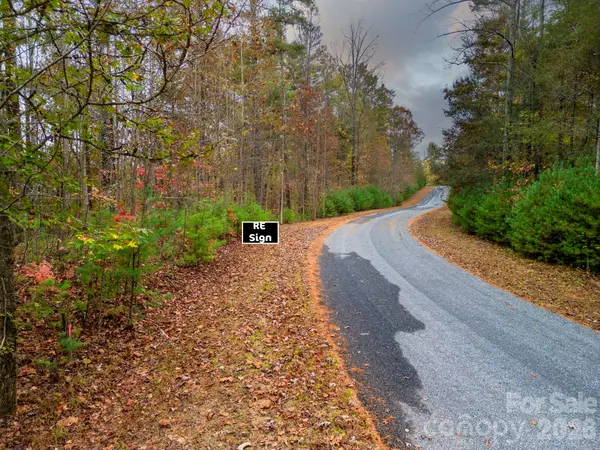 139 Larkhaven Drive, Nebo, NC 28761