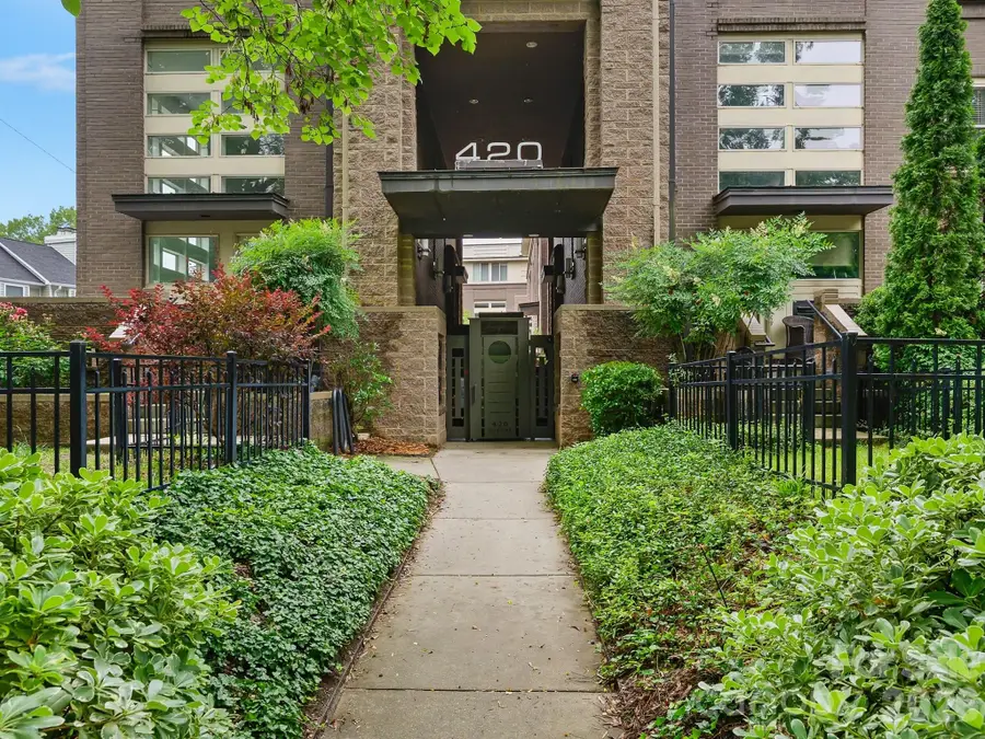 420 Queens Road, Charlotte, NC 28207 - #2