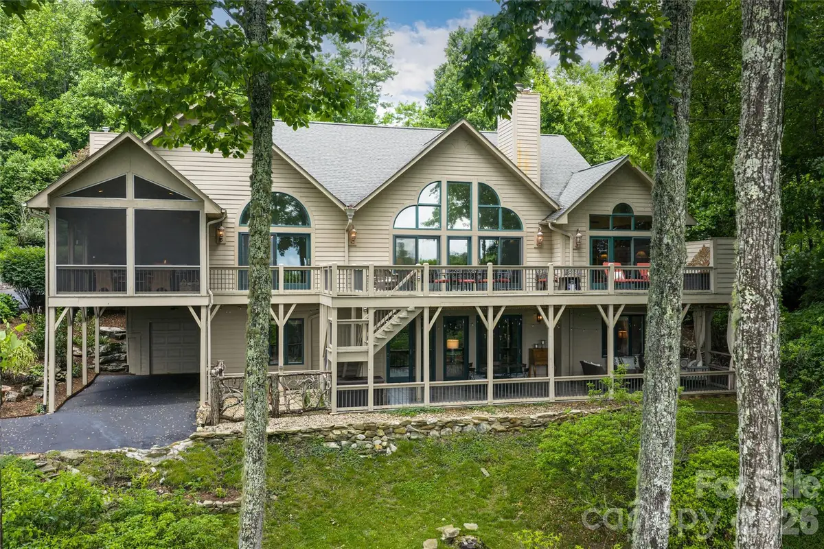 305 Piney Knoll Lane, Hendersonville, NC 28739 - #1