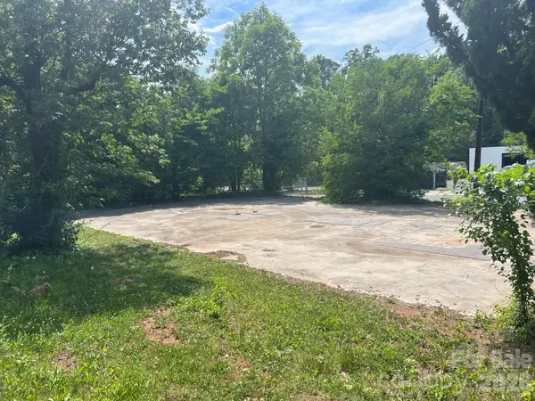 2300 E Independence Boulevard, Charlotte, NC 28205