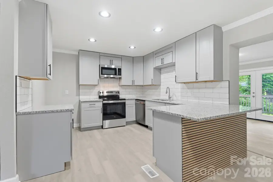 810 Echo Glen Road, Charlotte, NC 28213 - #3