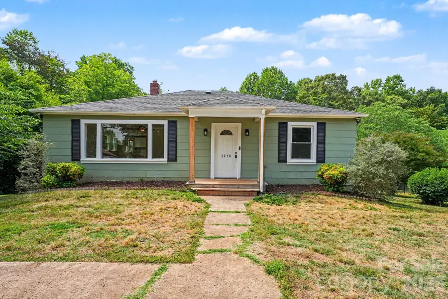3230 12th Avenue Se, Hickory, NC 28602 - #2