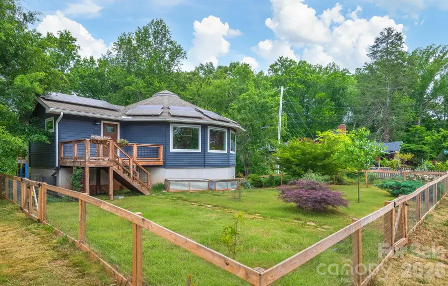 63 Beverly Road W, Asheville, NC 28806 - #2