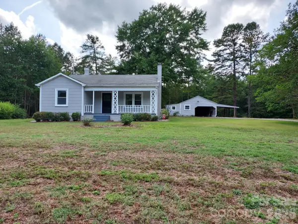 568 Pineville Road, Statesville, NC 28677