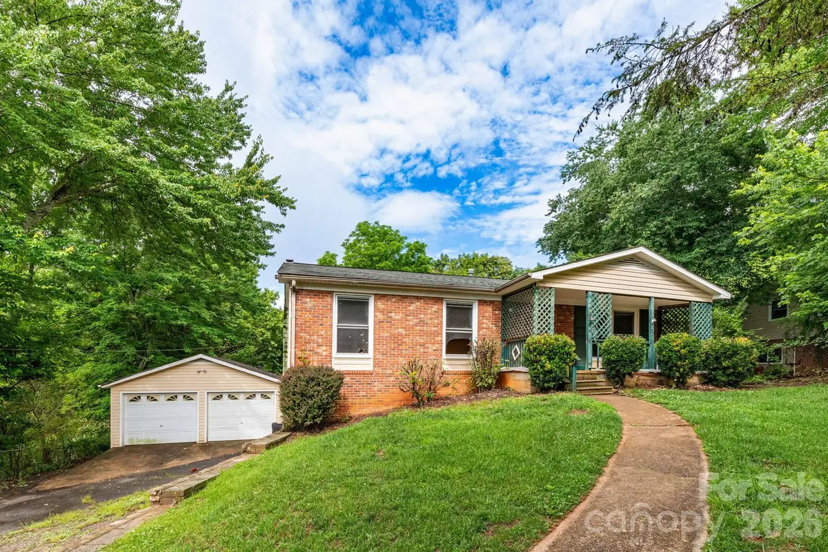 71 Cub Road, Asheville, NC 28806 - #1
