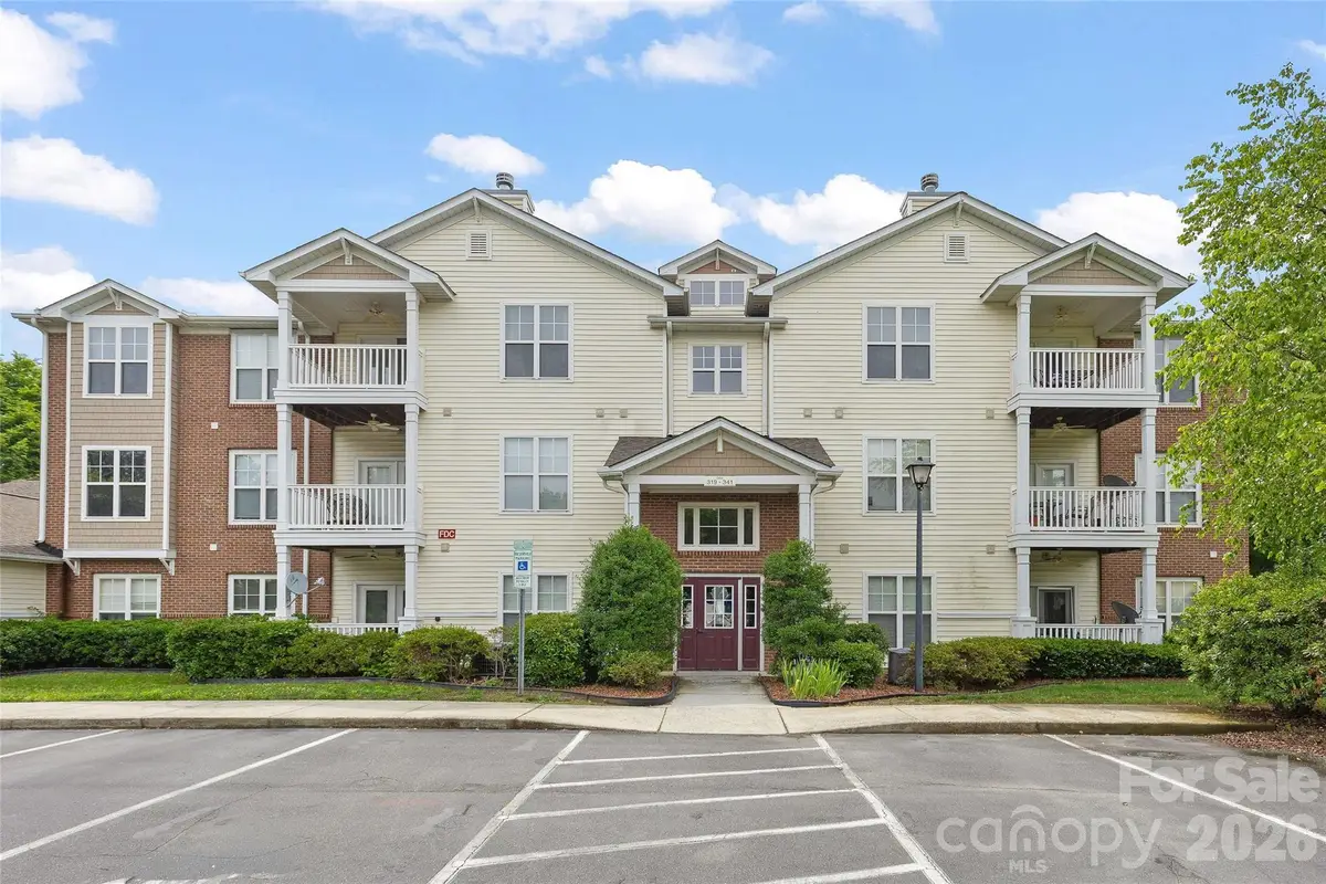 333 Westbend Drive, Charlotte, NC 28262 - #1