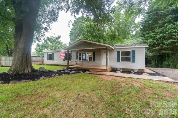 3902 Sharyn Drive, Charlotte, NC 28214